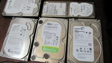 Can desktop hard drive be used for laptops