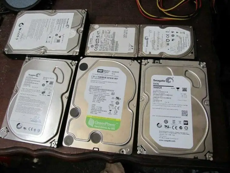 Can desktop hard drive be used for laptops